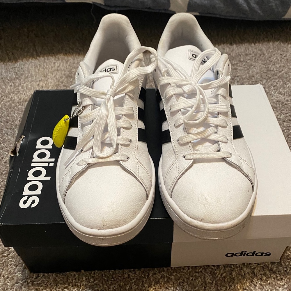 ADIDAS!
